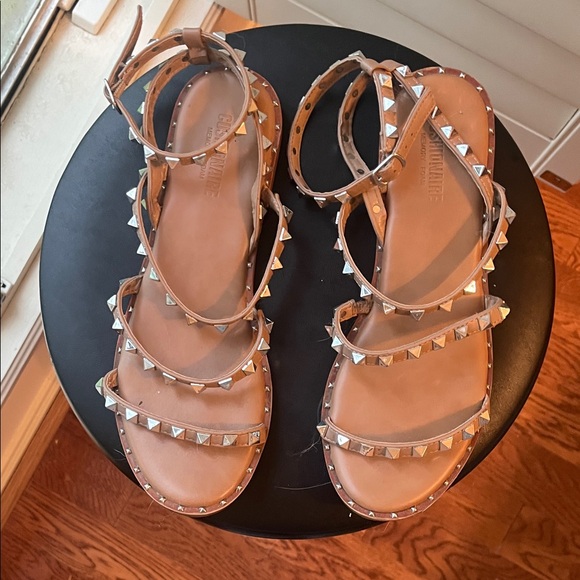 4/$25 SALE BUNDLED Lot OF TWO Sandals TAEGET Studded & DOLCE VIDA Size 9 - Picture 3 of 9